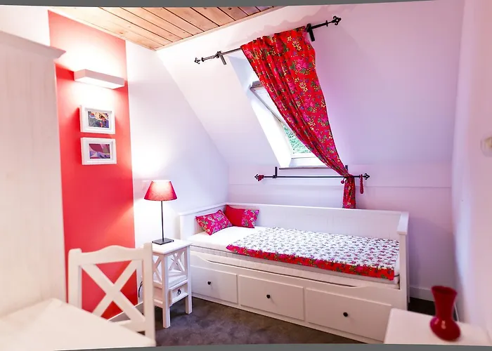 Pensjonat Pola 게스트하우스 3*