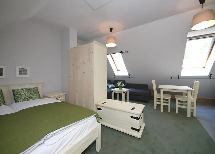 Pensjonat Pola 게스트하우스 3*